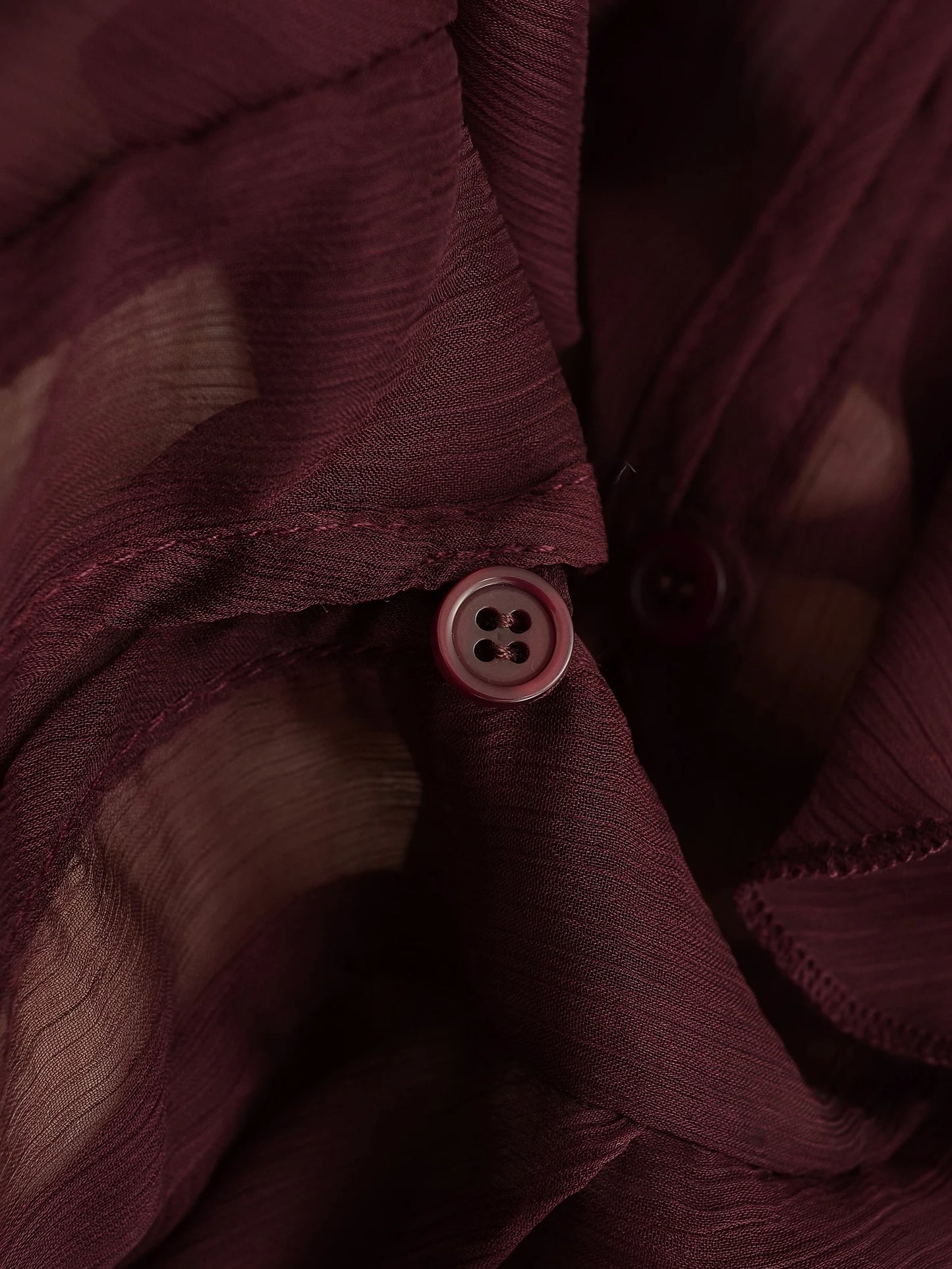 Blusa translúcida a la moda para mujer